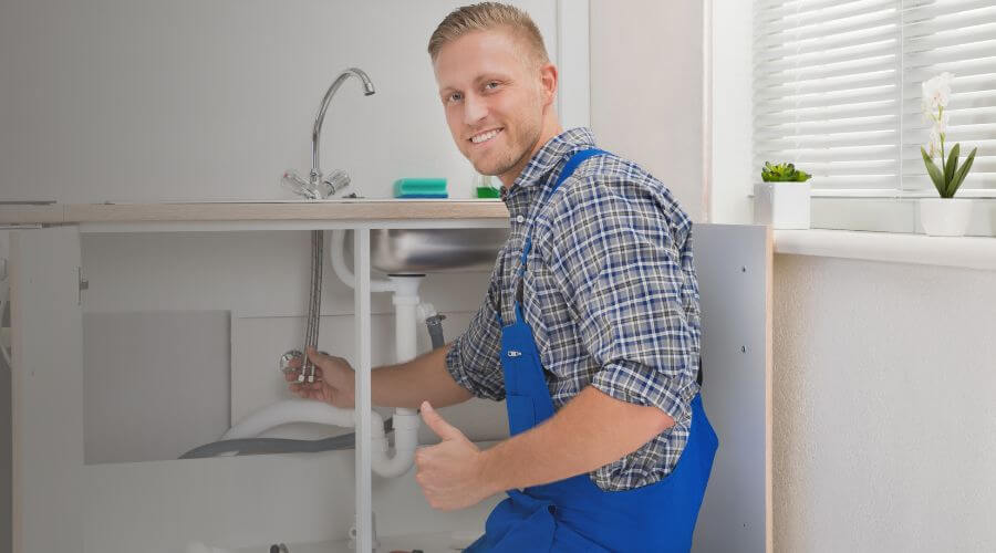 Expert burst pipe repair services in Kenner, LA